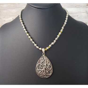 Vintage Necklace with Pendant - Very Unusual