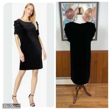 Gorgeous Halston Ruched Sleeve Black Velvet Dress! - image 1