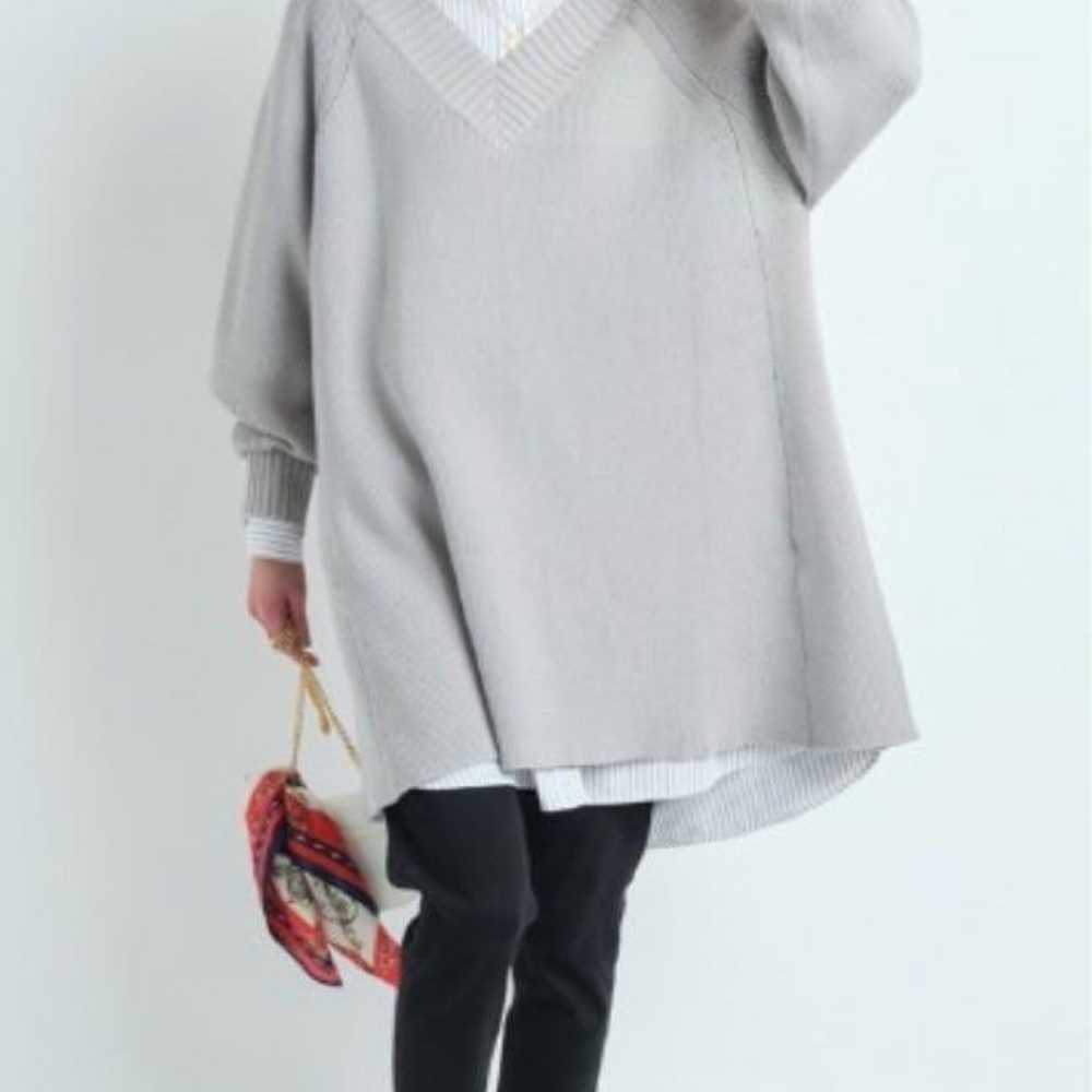 Apuweiser-riche V-neck knit × shirt tunic set - image 2