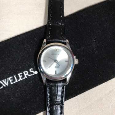 Women's Vintage Genuine Leather and Diamond Ashley