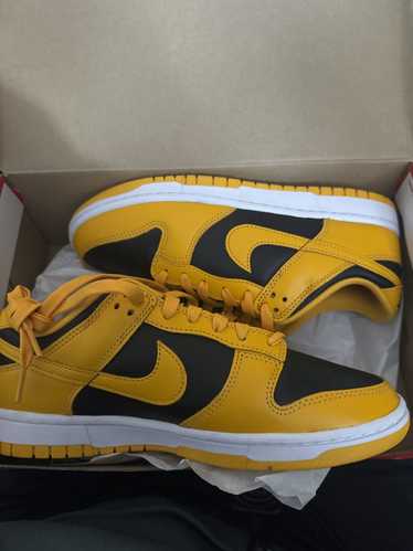 Nike Nike dunk low goldenrod