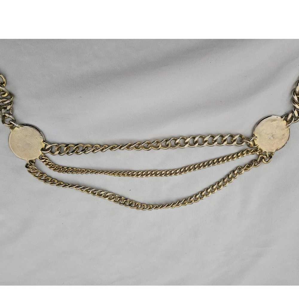 Vintage Unbranded Gold Tone Medallion Multi-Chain… - image 5