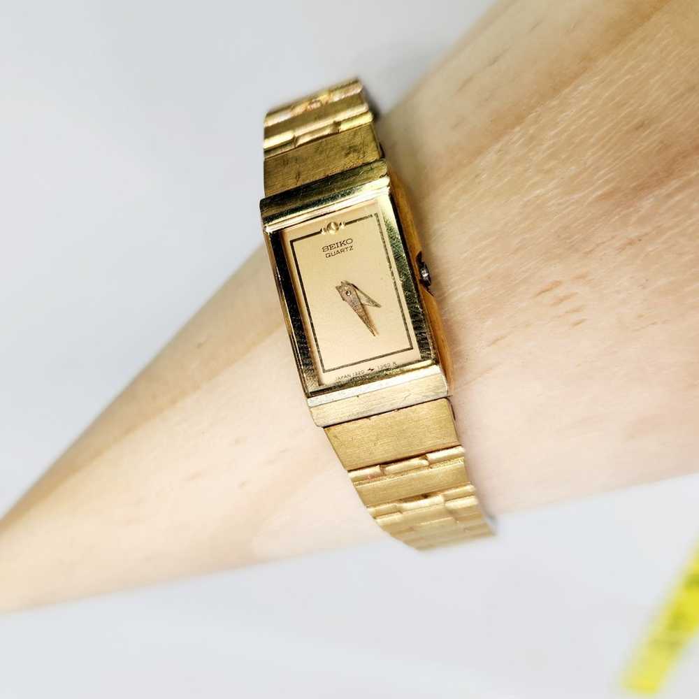 Vintage Dainty Seiko Watch Women Gold Tone 1320-6… - image 1