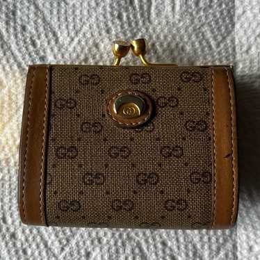Vintage gucci coin - Gem Vintage gucci coin - Gem