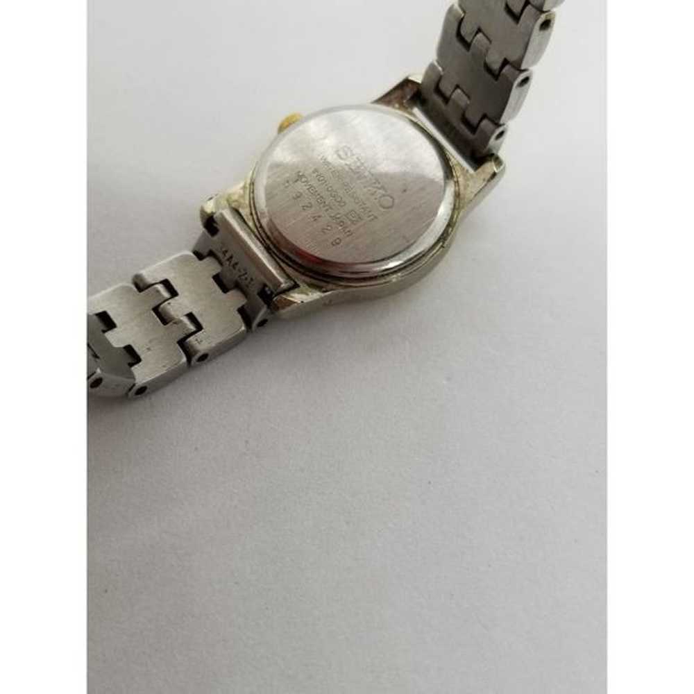 Vintage Seiko Women's Watch 20mm 1n01-0gd0 - image 4