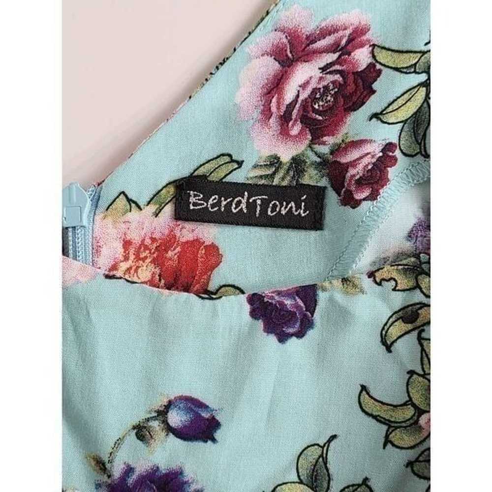 BERDTONI Blue Floral Print Sleeveless Dress with … - image 10