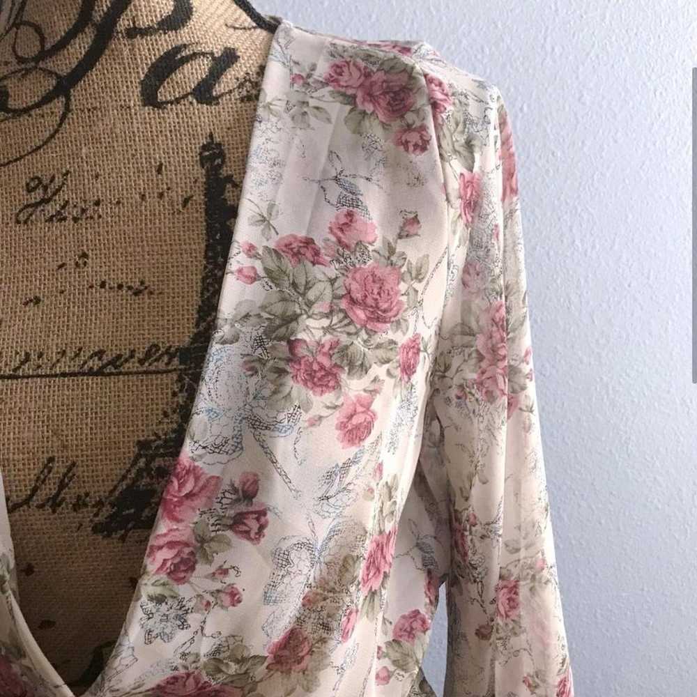 Vintage Ivory Floral Romper - image 6