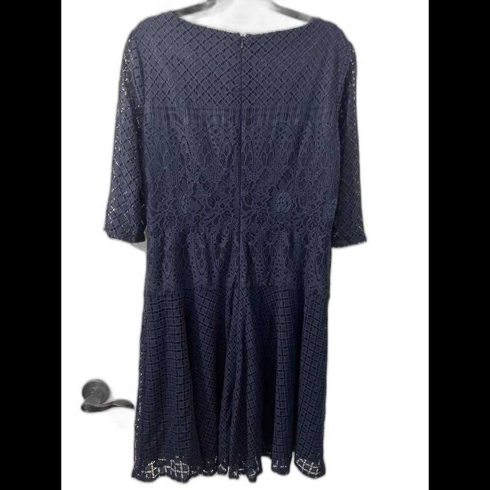 Tahari by Arthur S. Levine Navy Blue Lace Dress -… - image 2