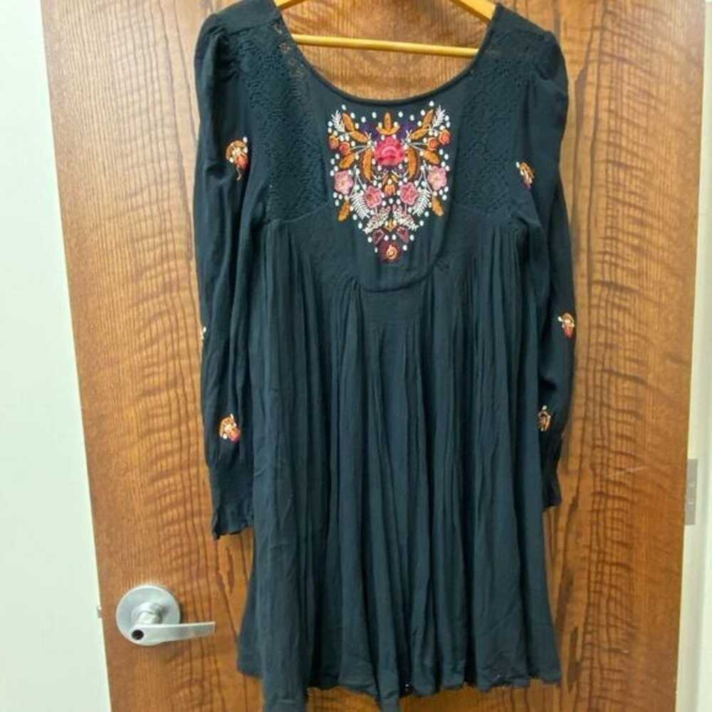 FREE People black crepe embroidered long sleeve v… - image 3