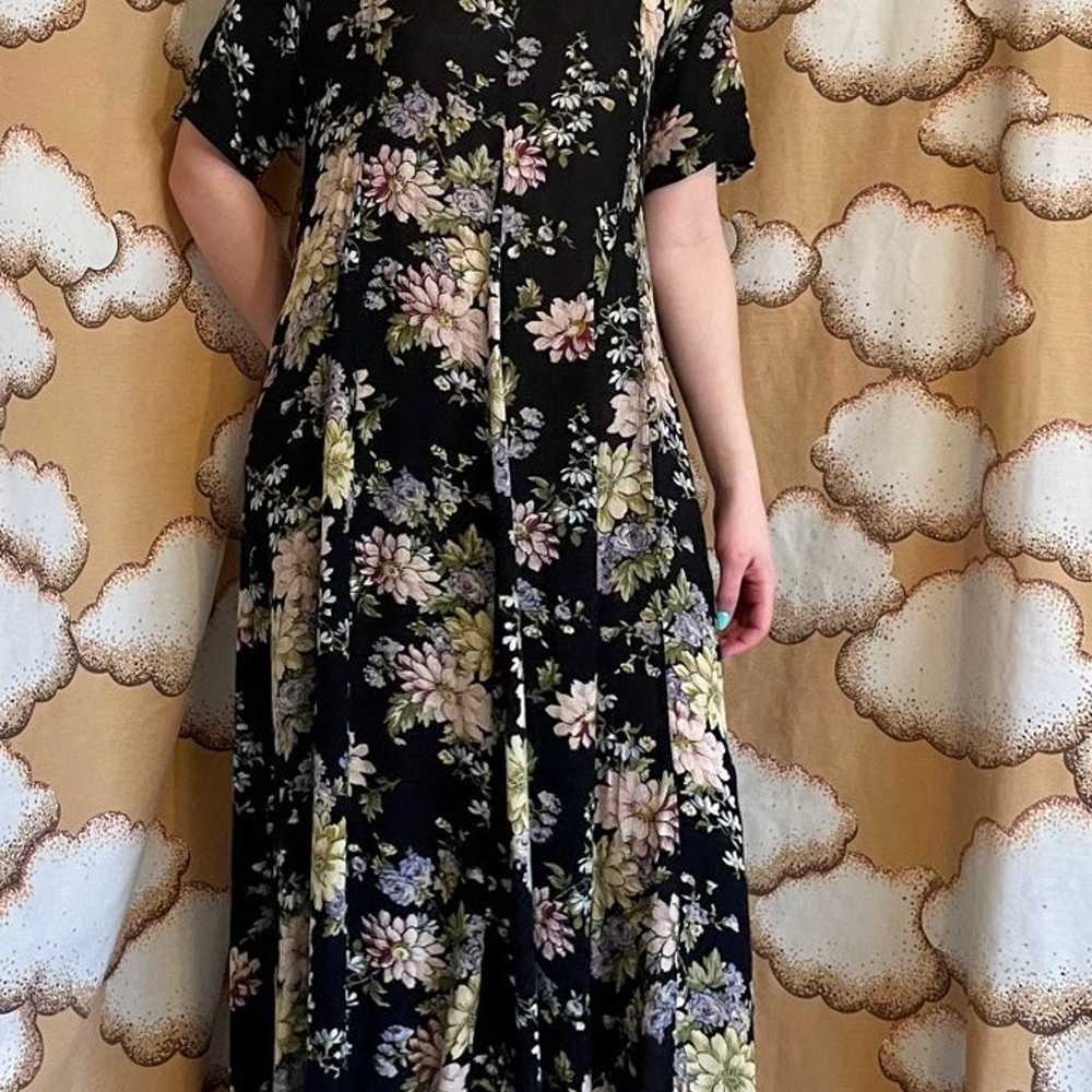 Vintage Black & Floral Short Sleeve Maxi Dress - image 7