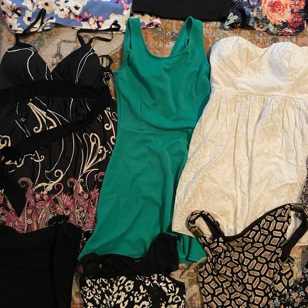 Bundle of 12 dresses - image 4