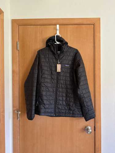 Patagonia nwt nano puff hoodie (XL) | Used,…