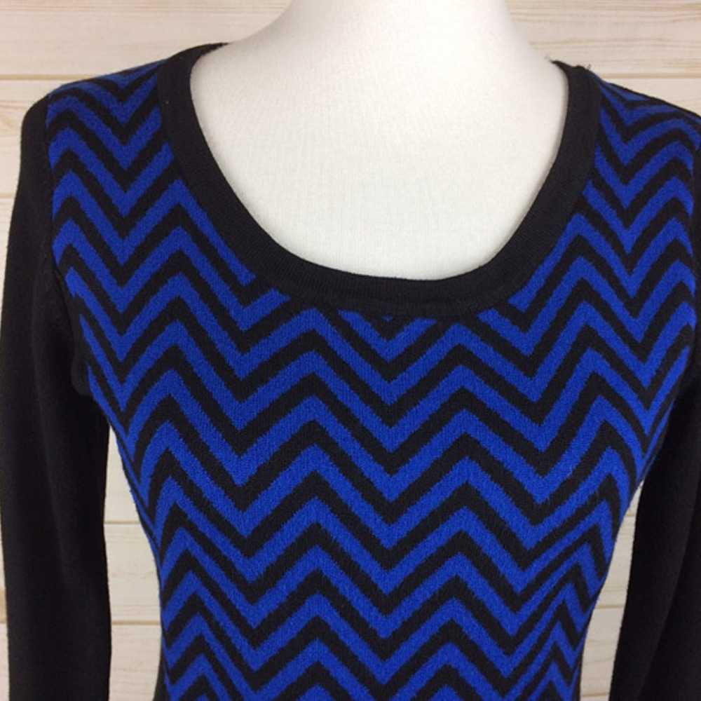 Xhilaration Women's black & blue chevron striped … - image 3