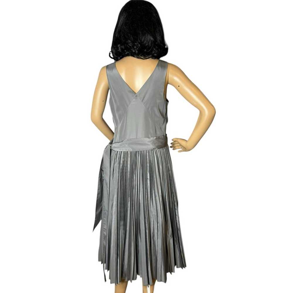 Banana republic Grey Silk Taffeta sleeveless plea… - image 6