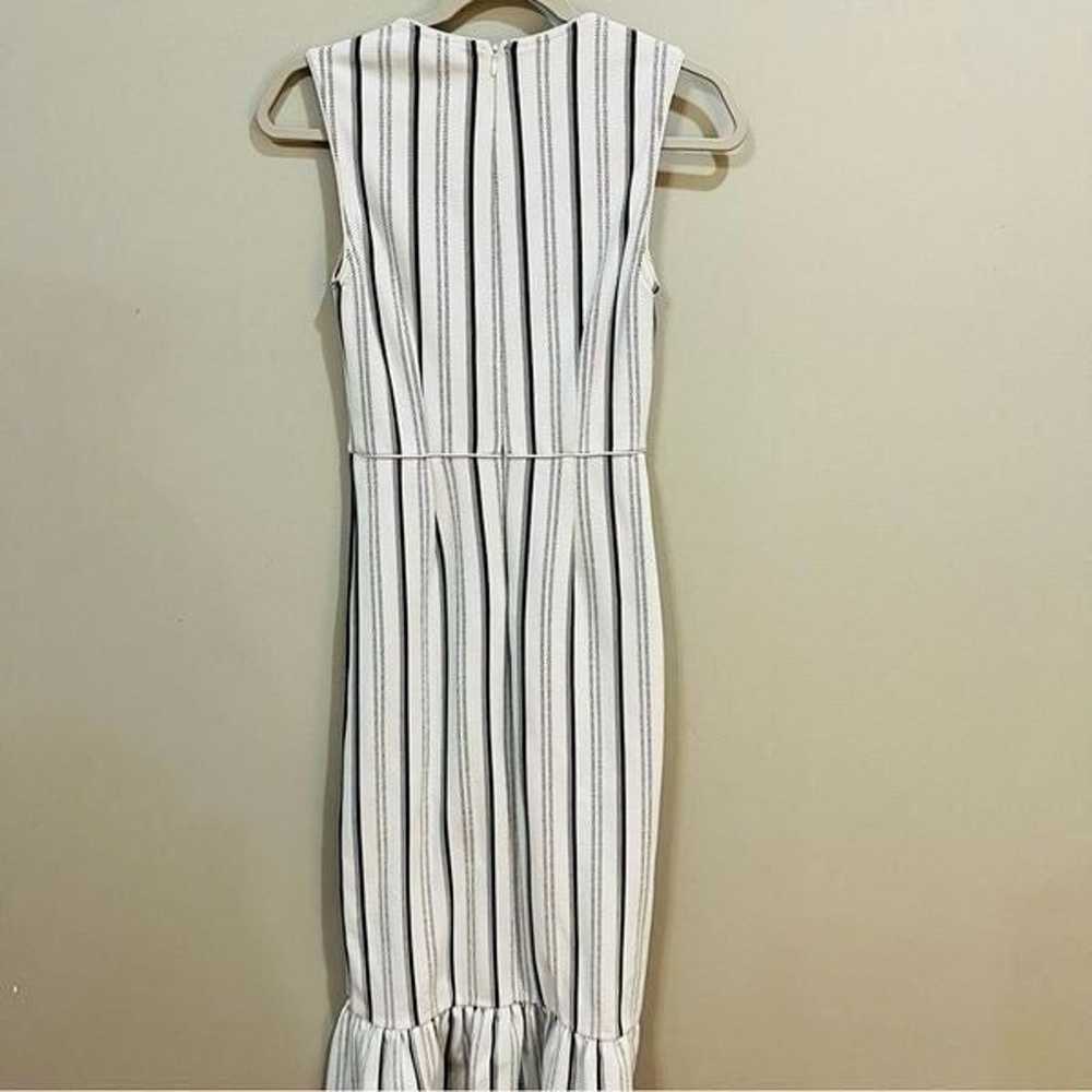 Opening ceremony sleeveless white striped lotus f… - image 5