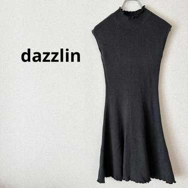 One-piece gray sleeveless frill knit lightweight … - image 1