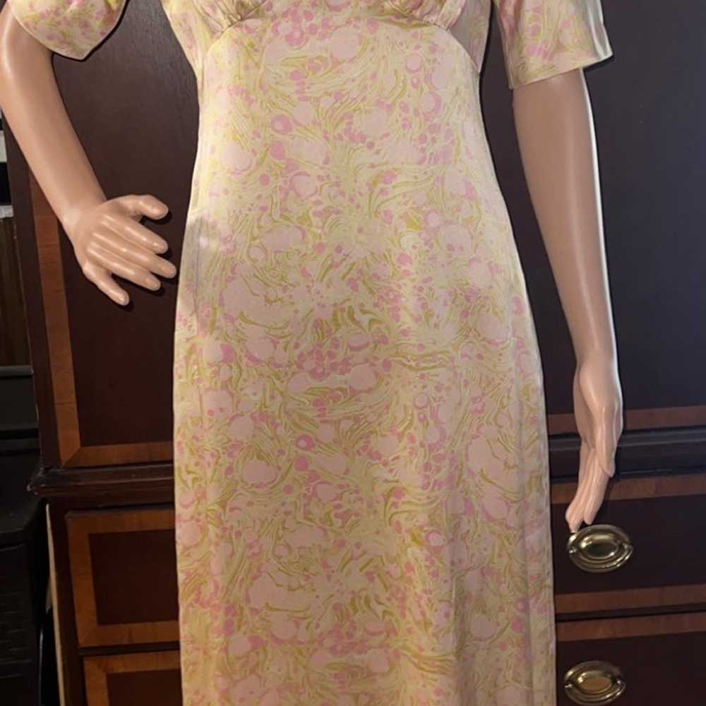 TOCCA 100 % SILK DRESS lined ~Rare find ~ - image 3