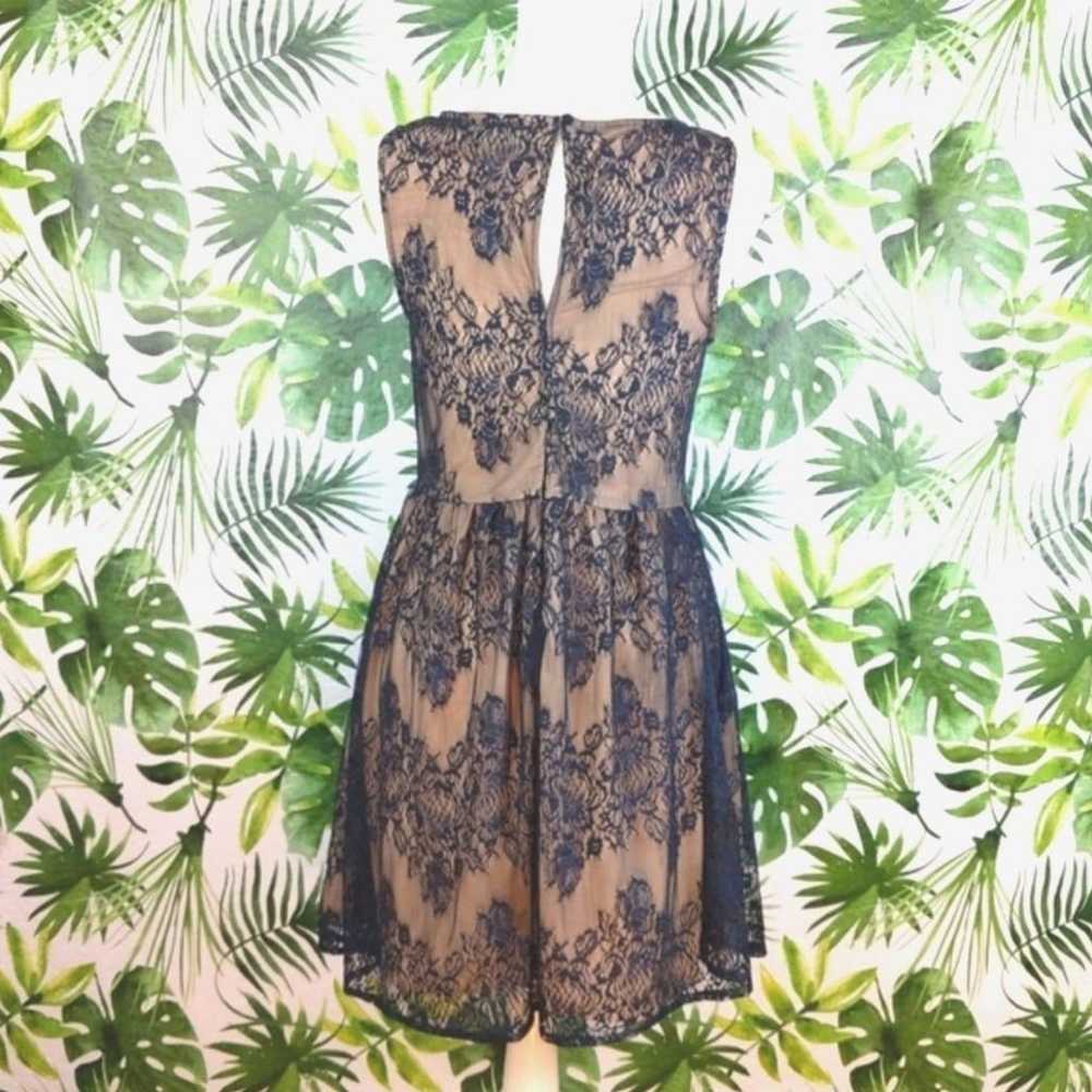 Forever 21 Navy Lace Midi Dress (Size: Medium) - image 7