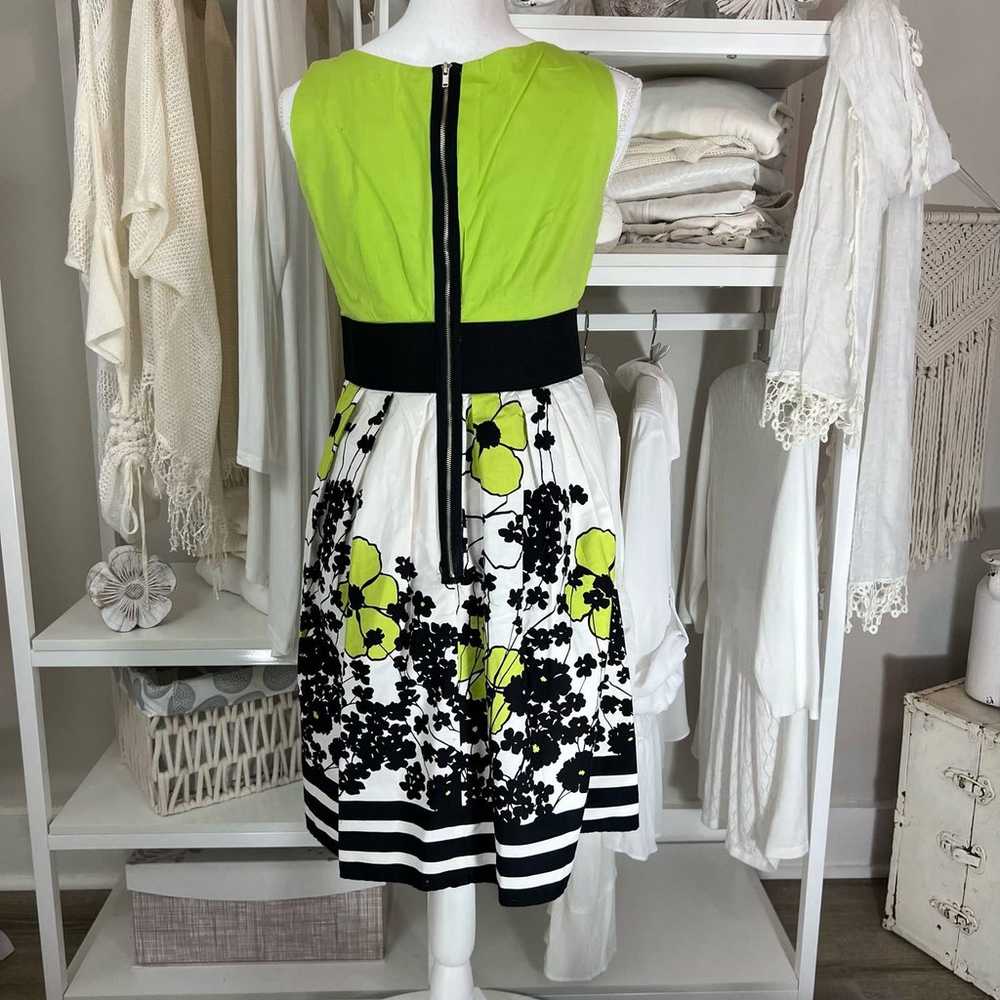 Just Choon Sz. 9 Green black and white SLeeveless… - image 4