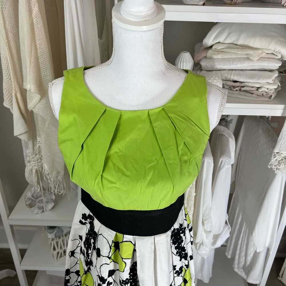 Just Choon Sz. 9 Green black and white SLeeveless… - image 9