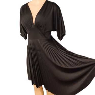 Soprano black dress Medium