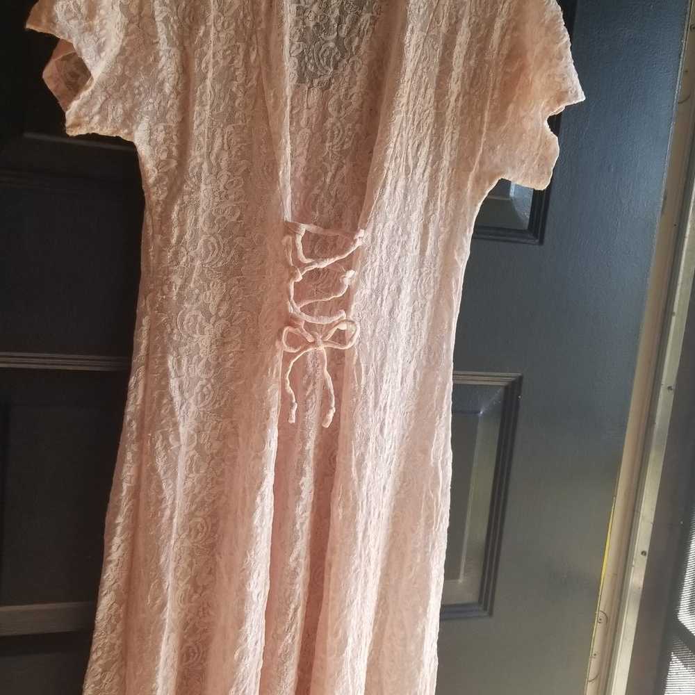 Vintage pink lace dress - image 5