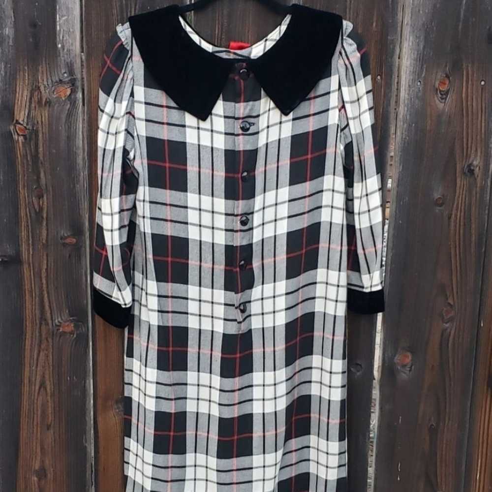 Vintage 1960s Lanz plaid dress with velvet collar - image 5