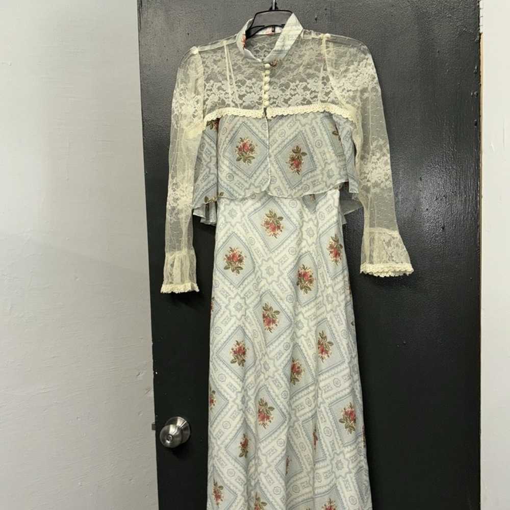 Vintage Floral Lace Dress With Jacket - image 2