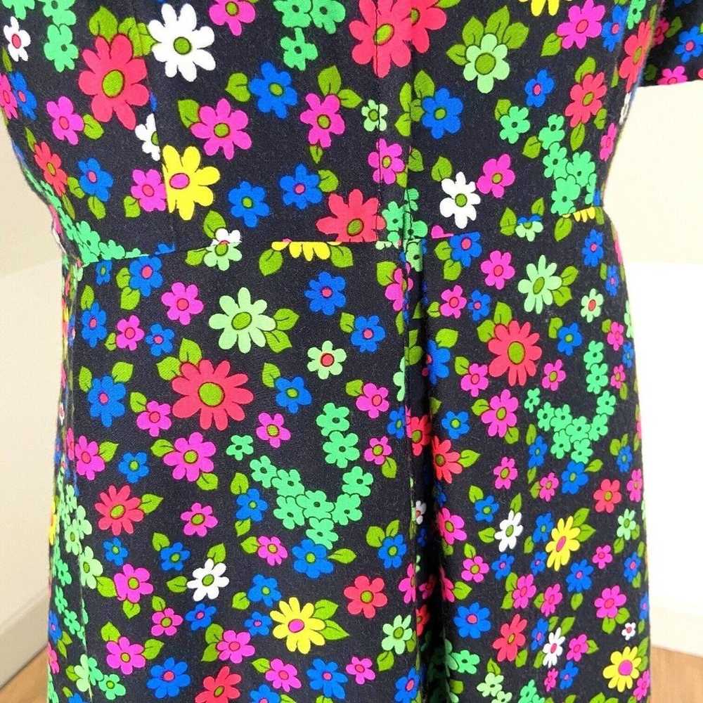 Vintage 60s 70s Neon Black Flower Power Floral Ma… - image 11