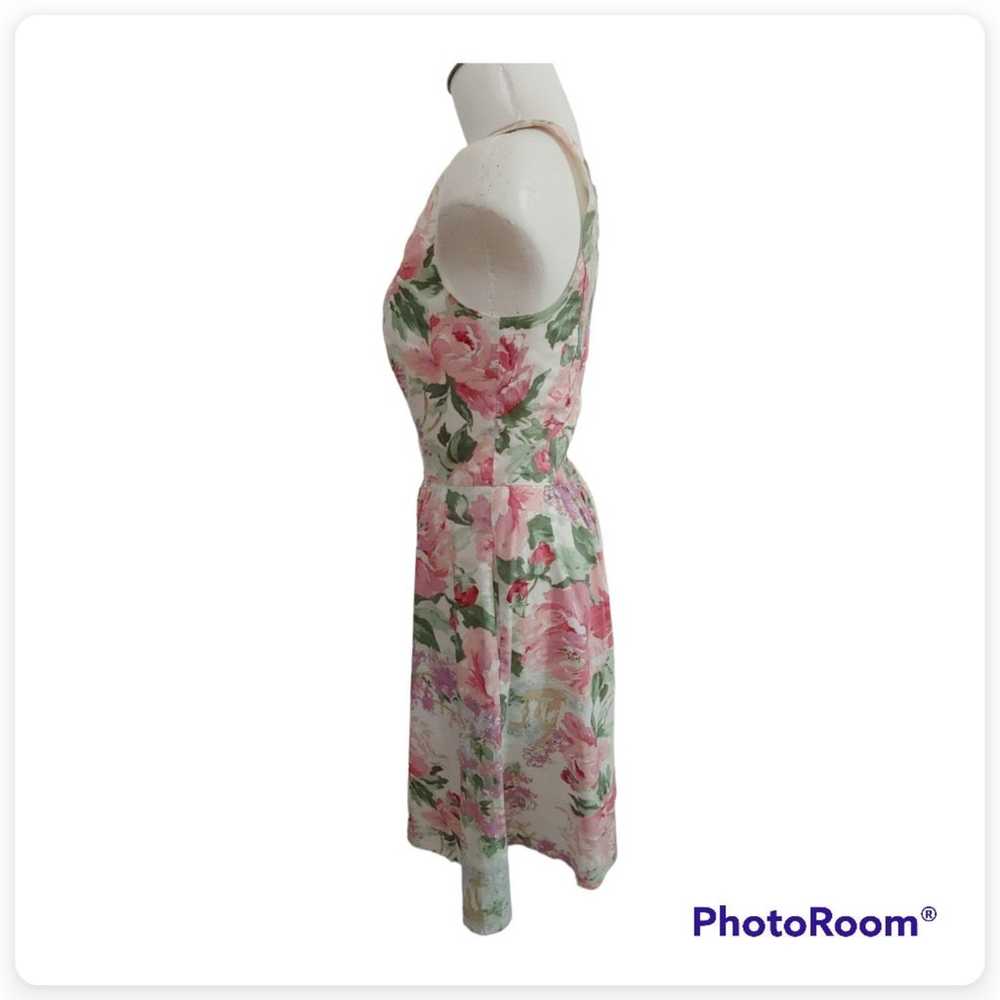 Vintage floral dress.  Size 8. - image 2