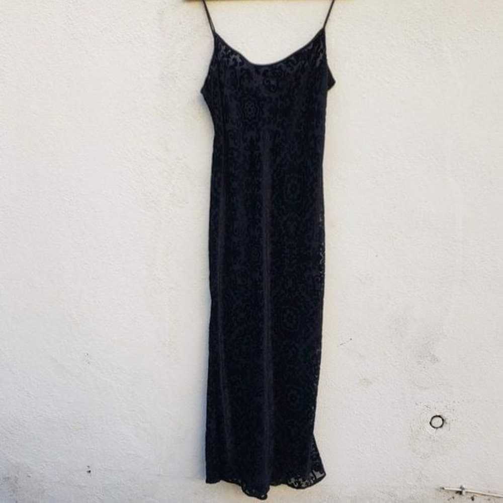 Vintage Ungaro Women's Black Velvet Burnout Midi … - image 3