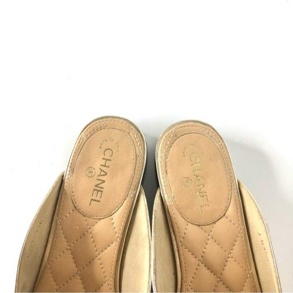 Chanel Leather flats - image 3