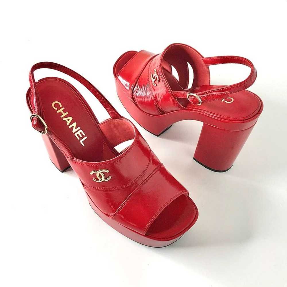 Chanel Slingback patent leather sandal - image 3