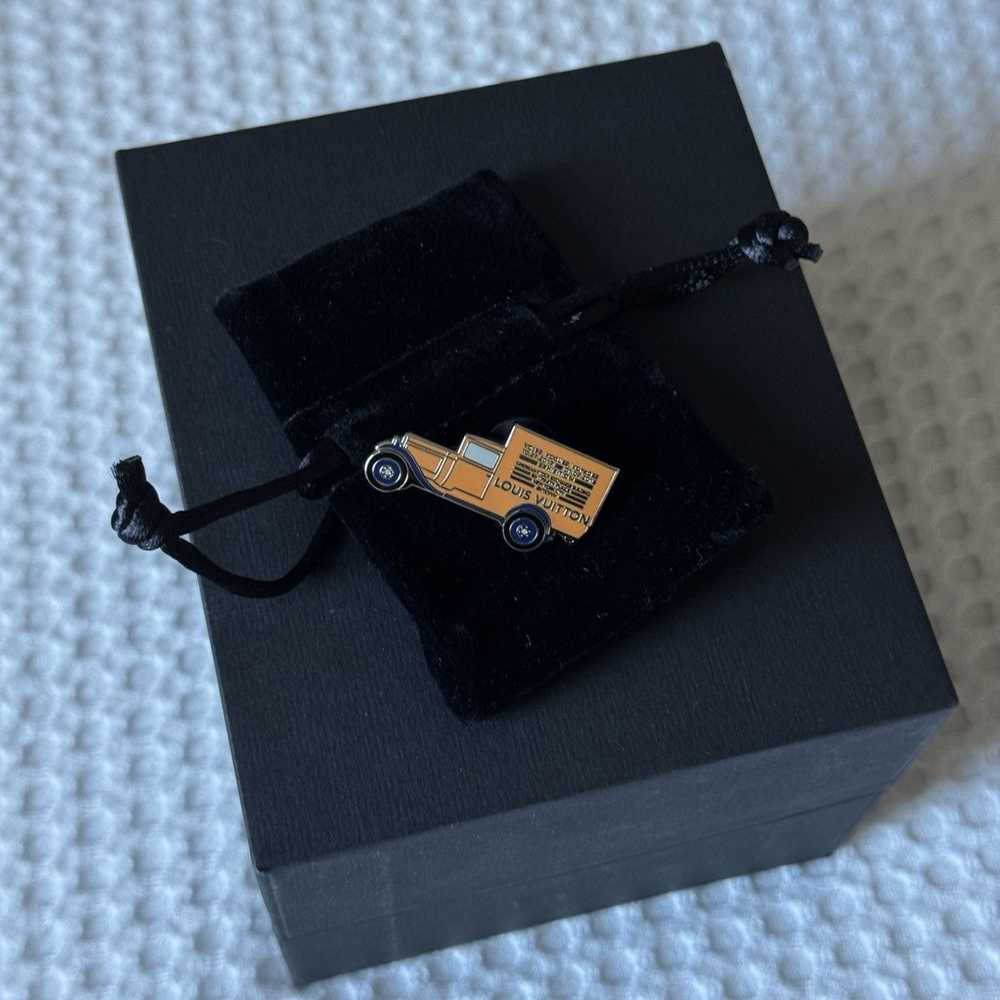 Pintrill Louis Vuitton yellow pin - image 1