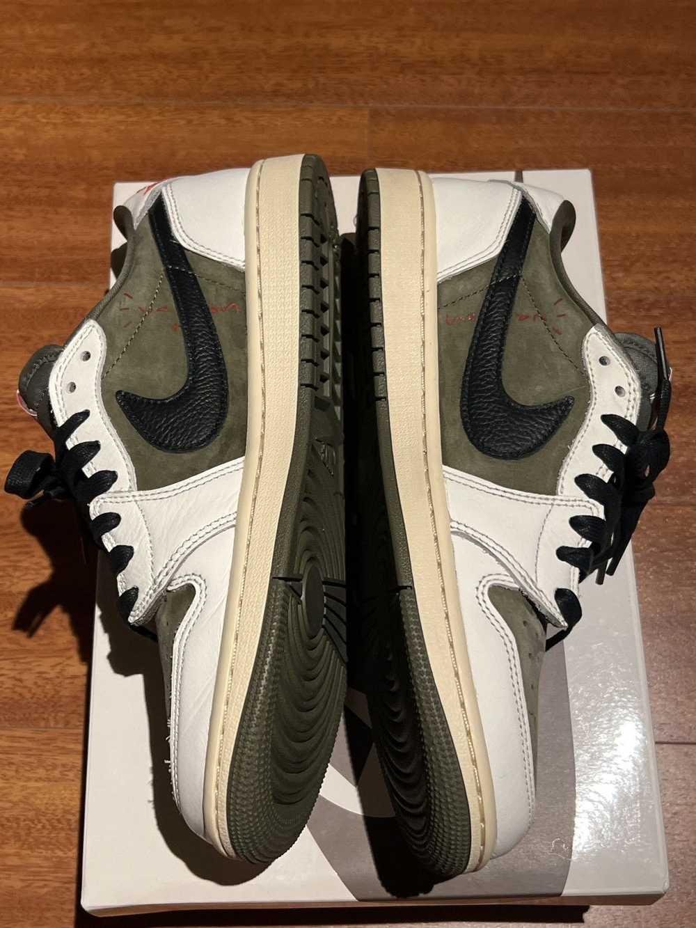 Jordan Brand × Nike × Travis Scott Air Jordan 1 l… - image 2