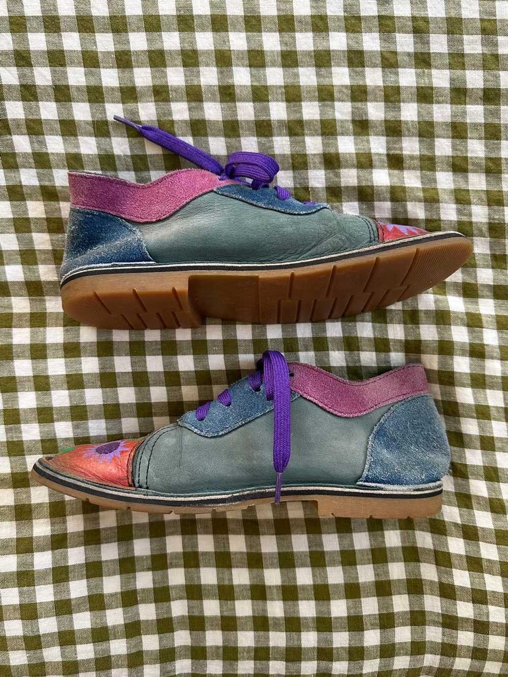 Unknown Vintage Hand Painted Shoes (7) | Used,… - image 2