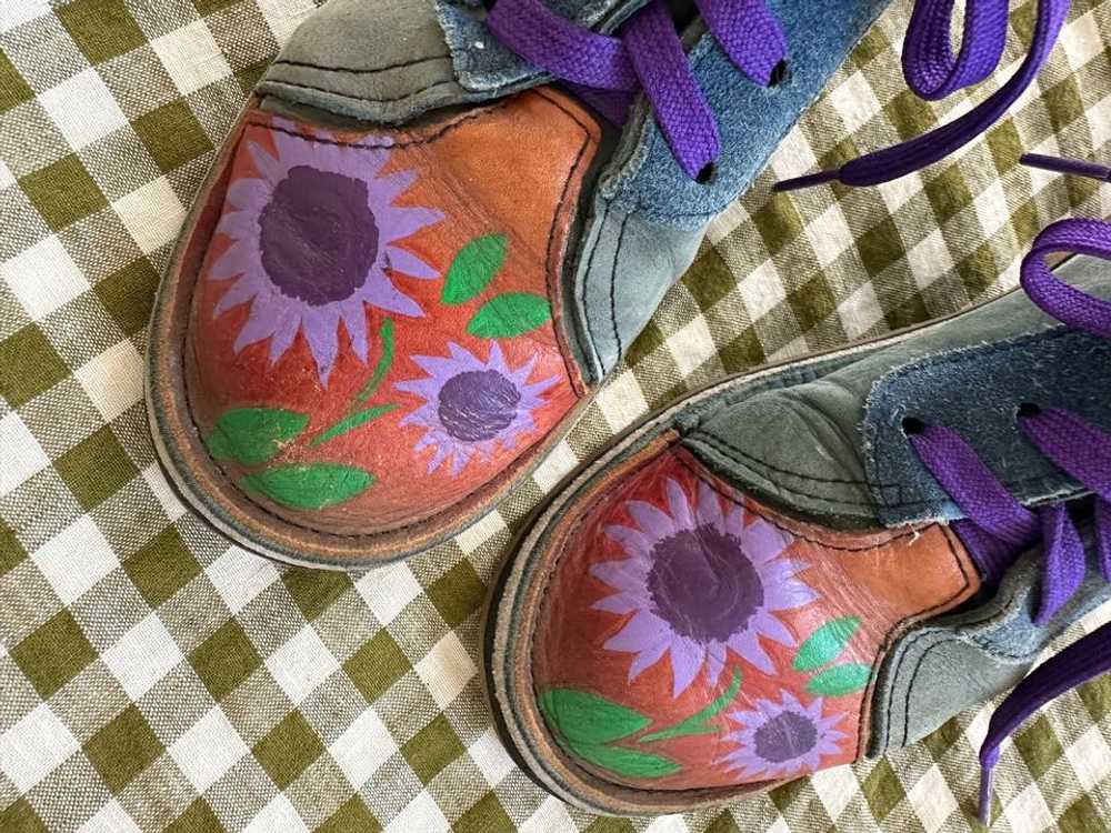 Unknown Vintage Hand Painted Shoes (7) | Used,… - image 3