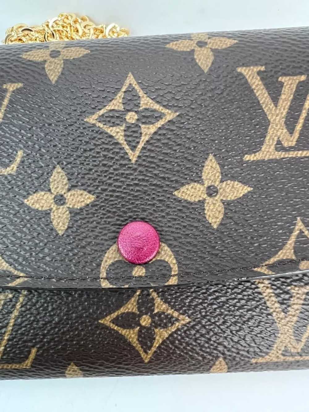 Louis Vuitton Emilie Monogram Fuchsia Wallet Clut… - image 10