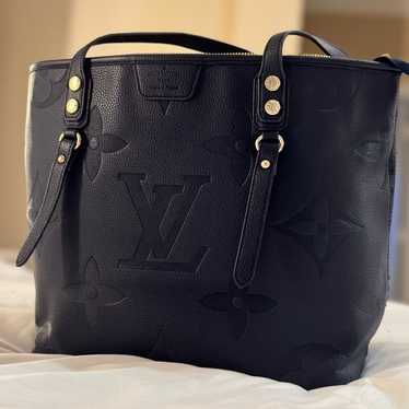 Navy blue bag