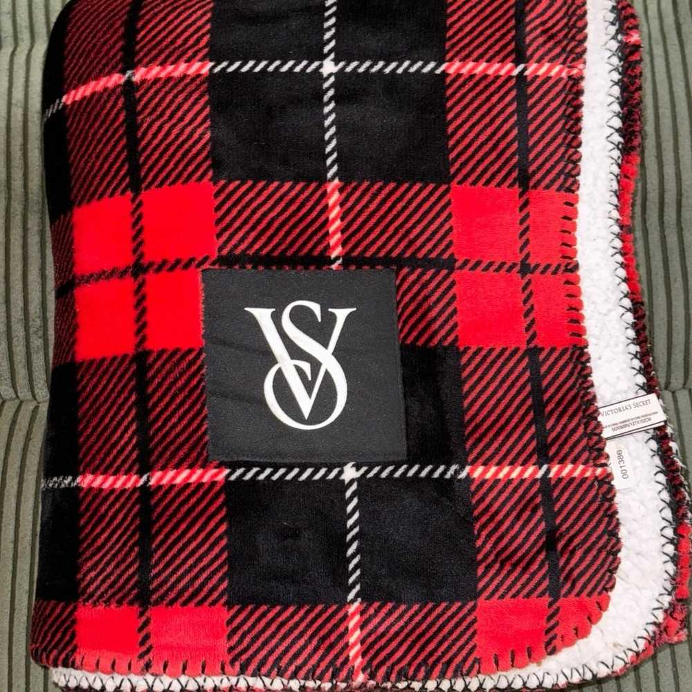 Victoria’s Secret Plaid Tote Weekender Bag and Co… - image 3