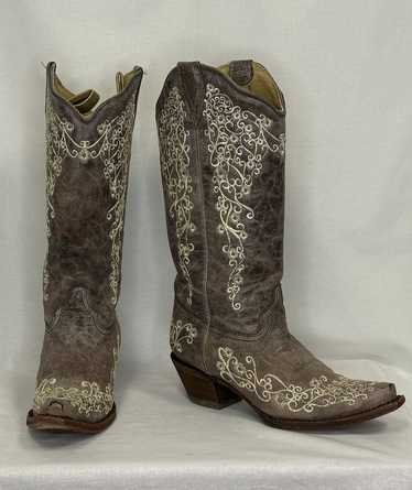 Corral Vintage Floral Embroidered Cowboy Boots