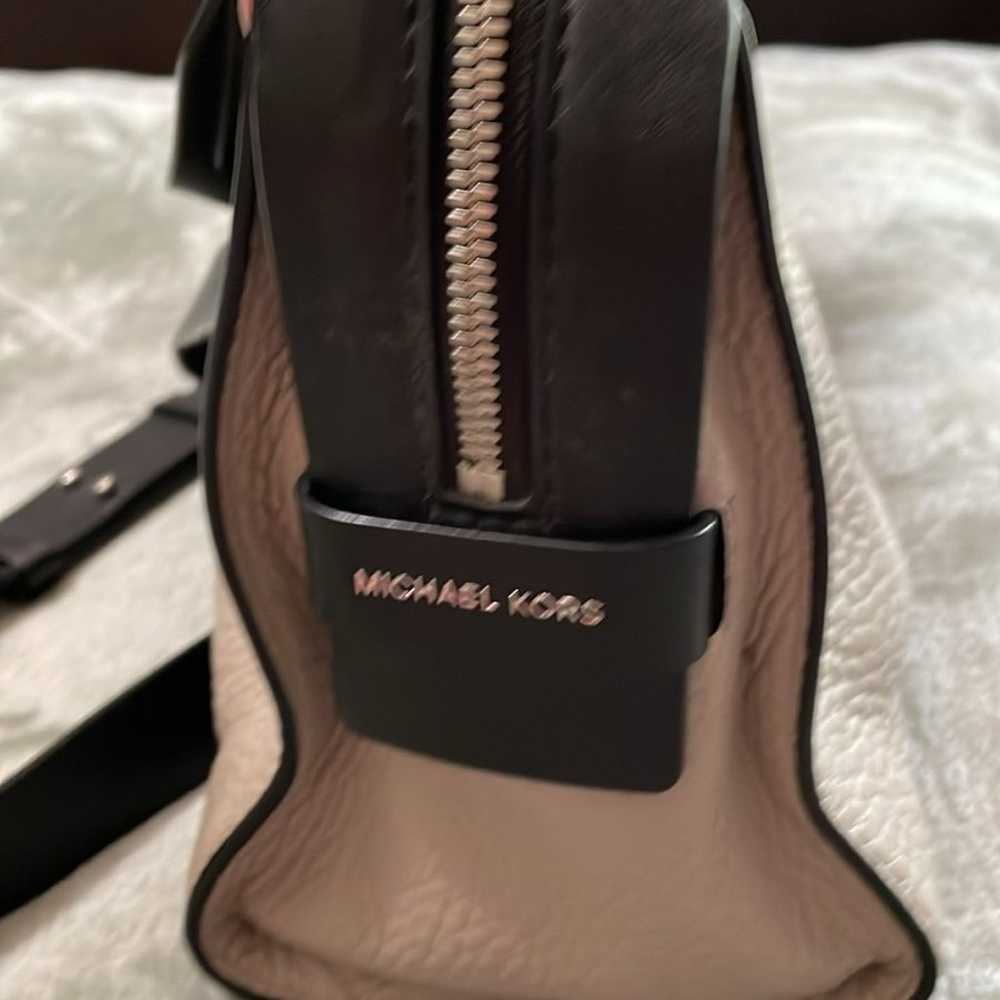 MICHAEL Micheal Kors Crossbody - image 4