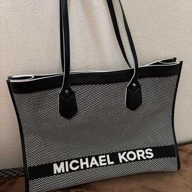 MICHAEL KORS Striped Business Bag