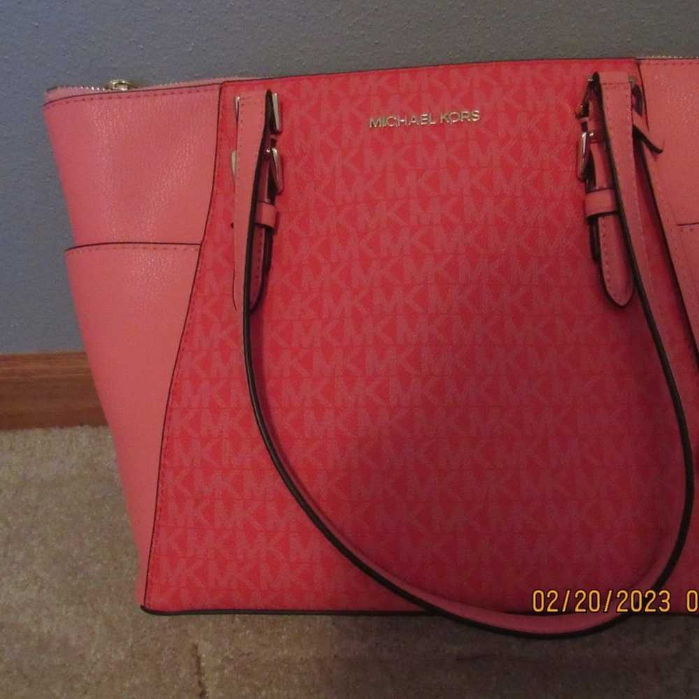 Michael Kors Marilyn Medium Saffiano Leather Tote… - image 3