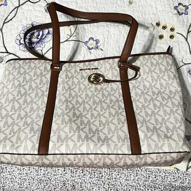 Michael Kors Large Tote Bag - image 1