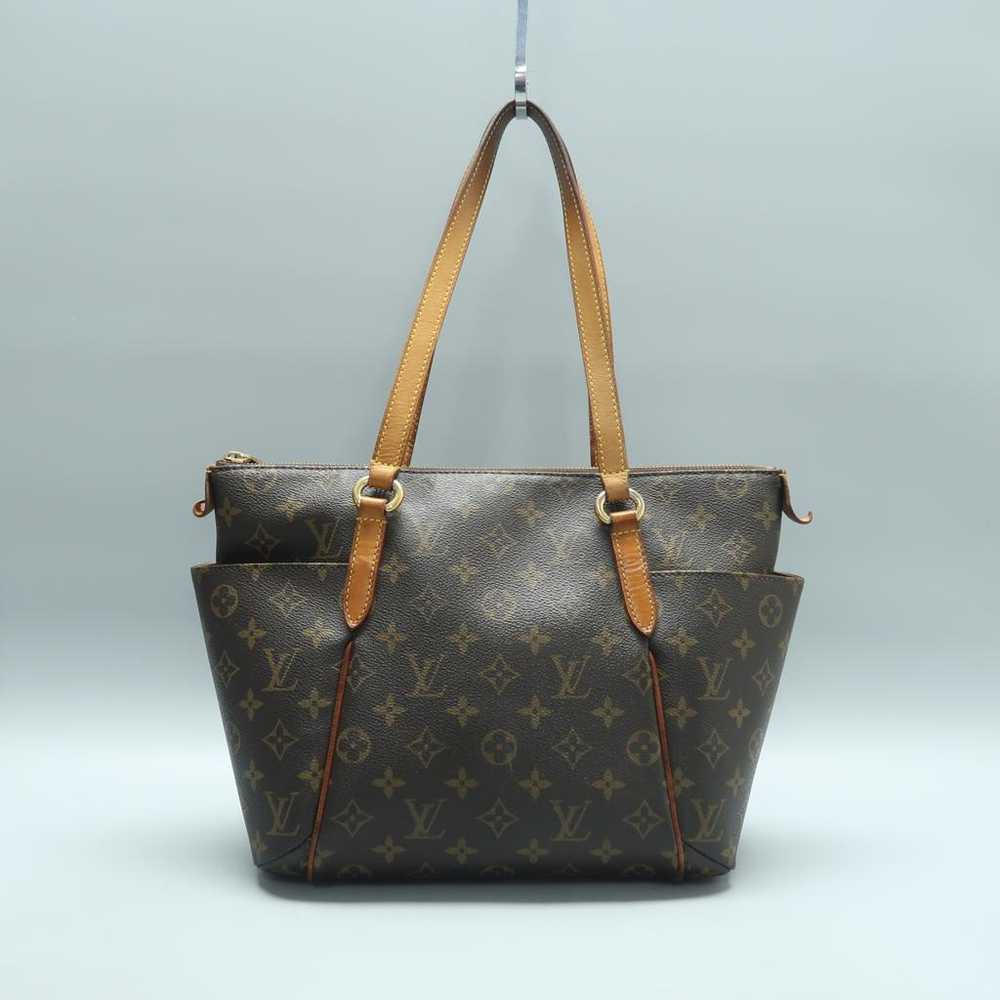 Louis Vuitton Totally leather handbag - image 4