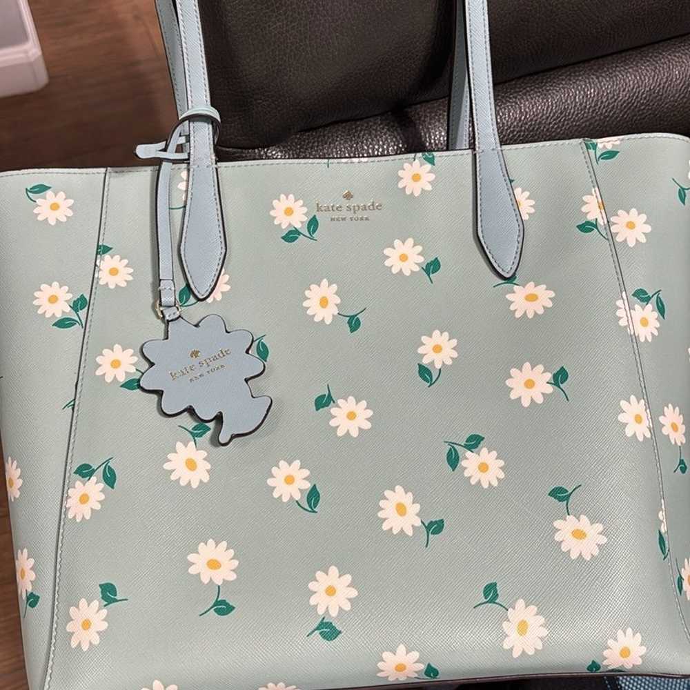 Kate spade daisy tote & wallet set blue - image 8