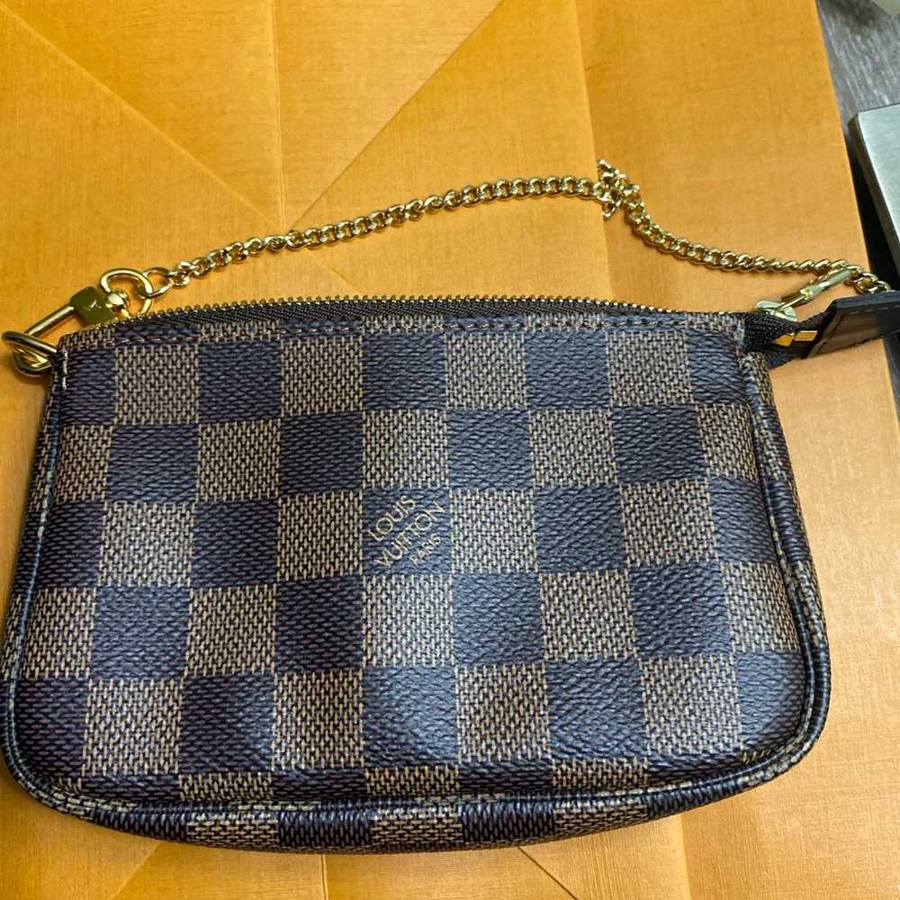 Louis Vuitton Mini Pochette Accessoires Damier Eb… - image 3