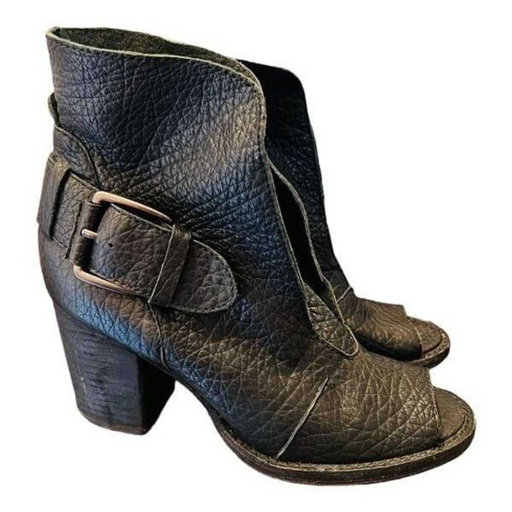 joes jeans erin booties black pebbled leather wom… - image 1