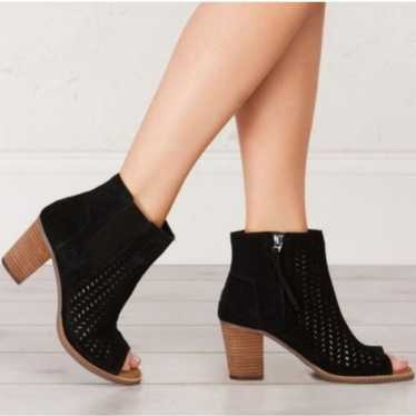 Toms Majorica Ankle Boots Black Suede Perforated … - image 1